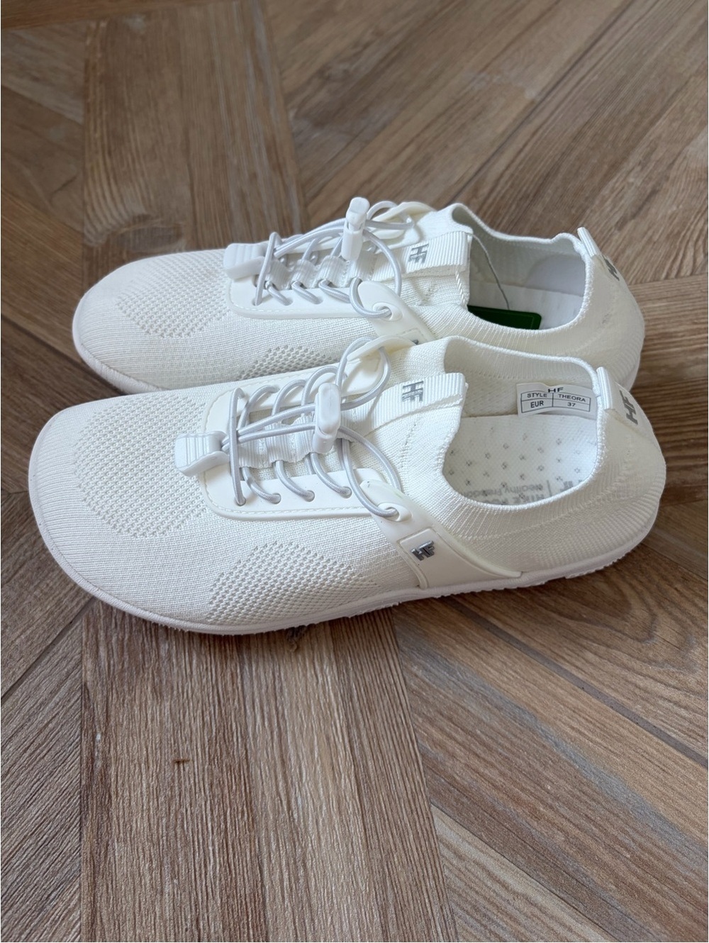 Hike Footwear Theora Pro Ergonomic Supportive Non Slip Barefoot Shoes White 7